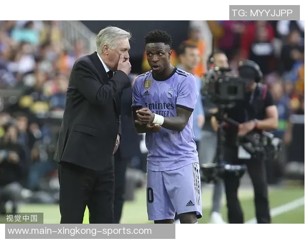 维尼修斯新恋情曝光引争议女友坦言只是玩玩而已引发热议 维尼修斯新恋情曝光引争议女友坦言只是玩玩而已引发热议