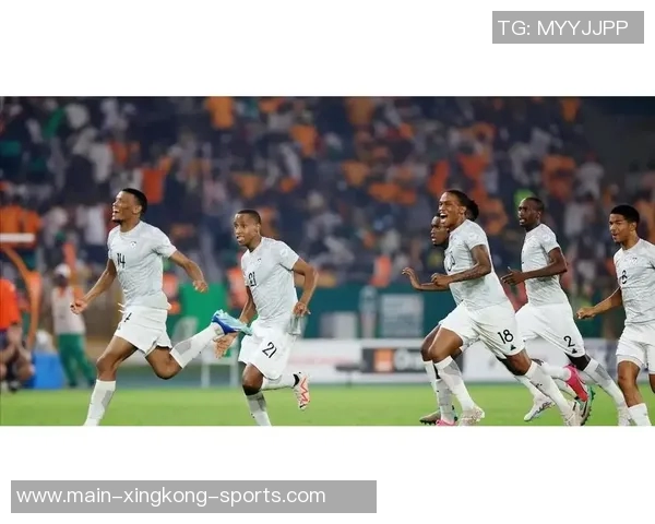 佛得角球员与球迷互动迎战关键战役冲击世界杯梦想 佛得角球员与球迷互动迎战关键战役冲击世界杯梦想