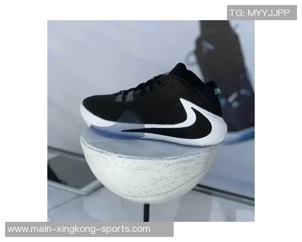 森林狼官方社媒展示爱德华兹新战靴AE2引发球迷热议是否比第一代更出色