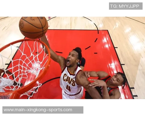 高炮台莫布里上半场表现出色贡献10分5板2助1帽三分命中率高达667 高炮台莫布里上半场表现出色贡献10分5板2助1帽三分命中率高达667