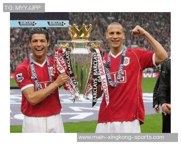 C罗梅开二度助力球队获胜并荣获上轮沙特联最佳进球奖杯 C罗梅开二度助力球队获胜并荣获上轮沙特联最佳进球奖杯